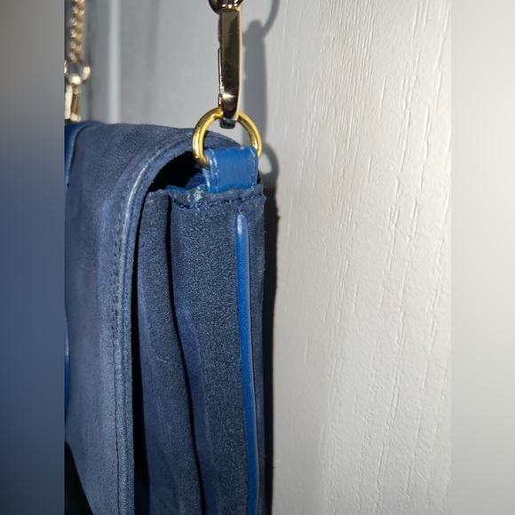 Vintage Gucci Crossbody - Picture 6 of 10